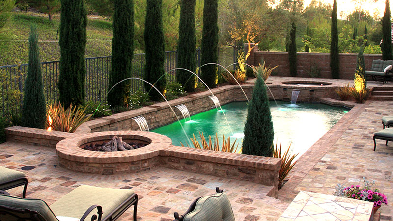 If you blink you might believe your were lounging at your swimming pool and spa watering hole on your vacation house in Tuscany.